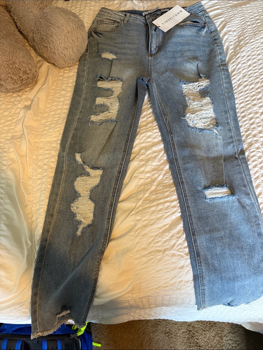 Tinseltown Women's Light Blue Distressed Straight-Leg Jeans